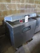 Henkelman Falcon 80 LL DS stainless steel mobile vacuum packer, serial no: F100211102 (2007), 3