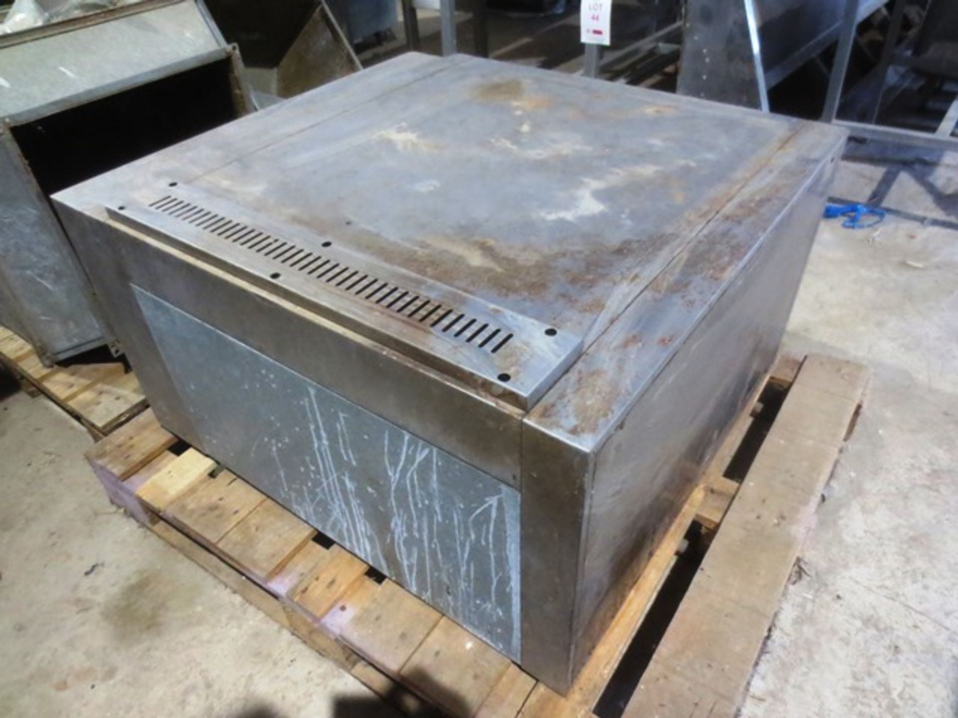 Stainless steel single deck gas fired pizza oven (please note: this lot is sold for spares or - Image 3 of 3