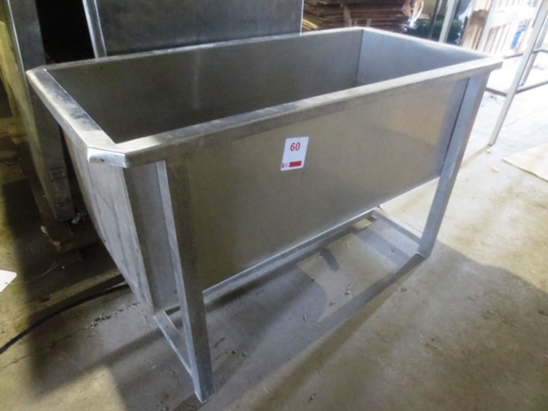 Stainless steel water vessel, approx 1200 x 600mm (please note: excludes all contents)