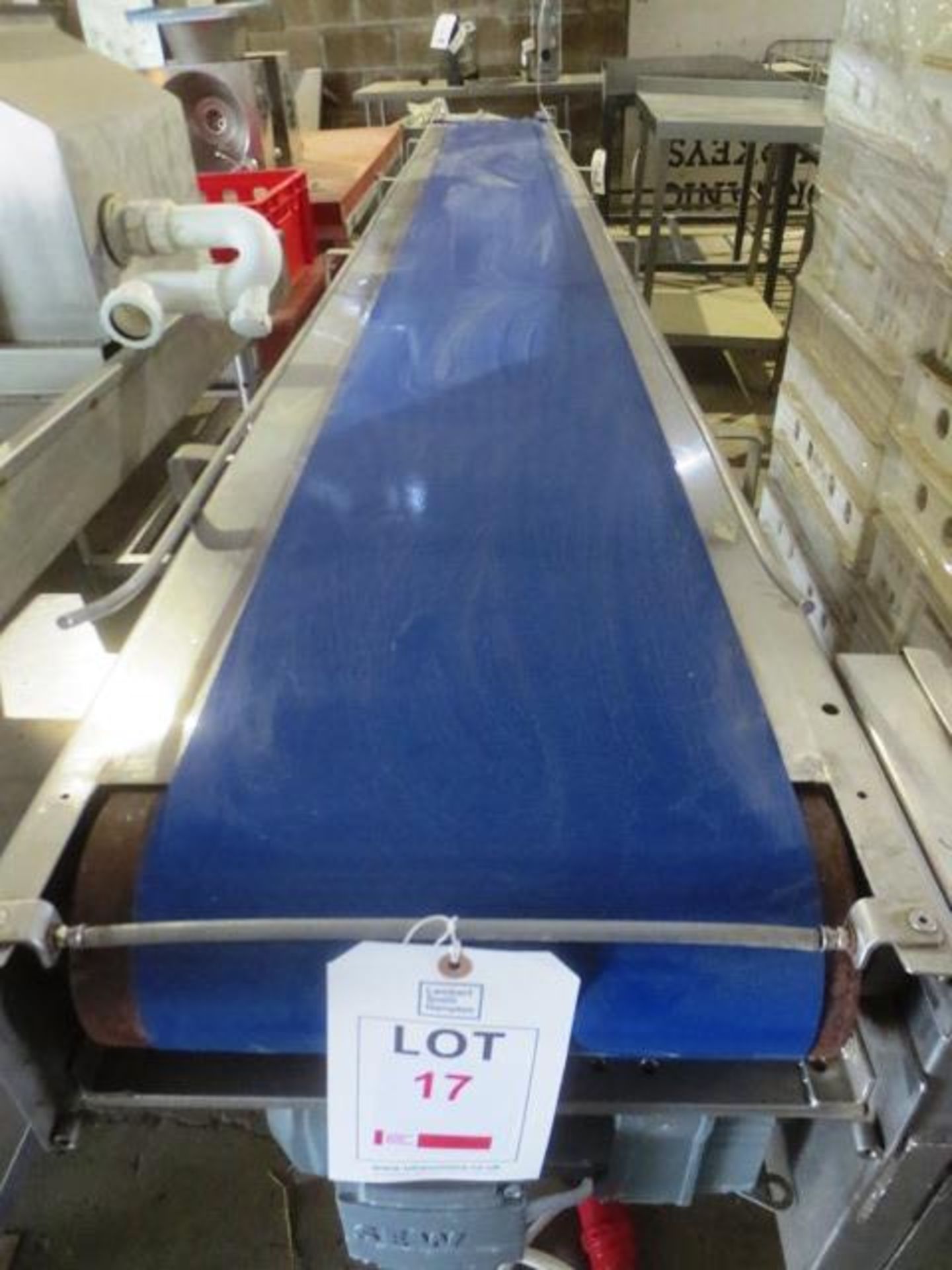 Stainless steel mobile powered horizontal belt conveyor, approx length 3100mm, belt width 280mm - Image 2 of 2