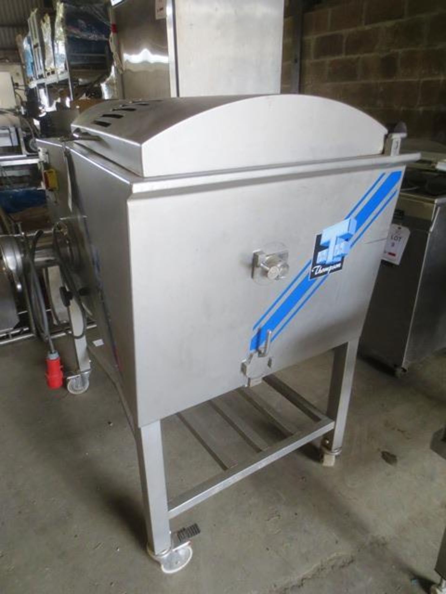 Thompson Meat Machinery 900E, stainless steel mobile mincer, serial no: TMG.900EG.083 (2001), 3 - Image 2 of 4