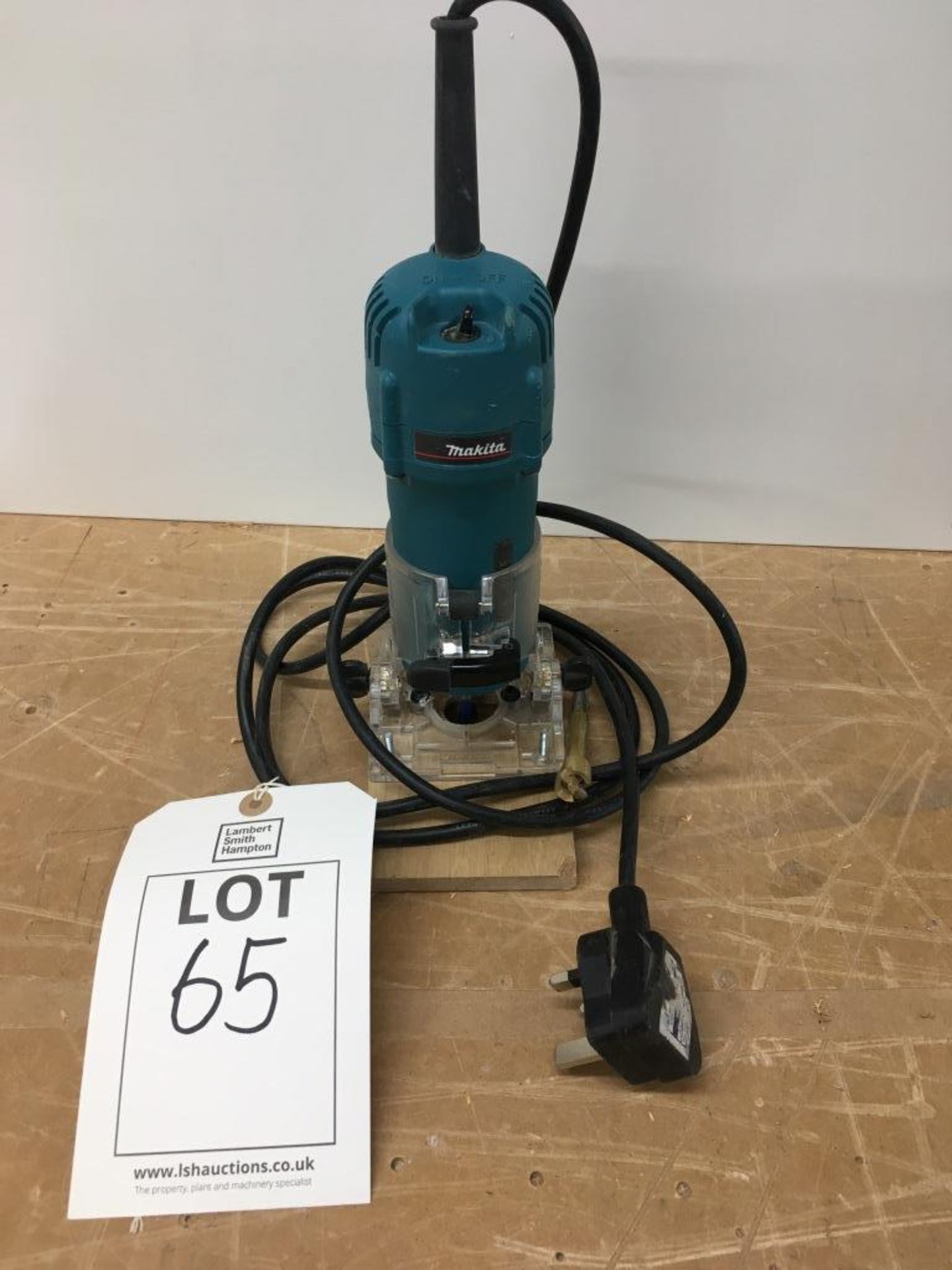 Makita 3708F trimmer/router