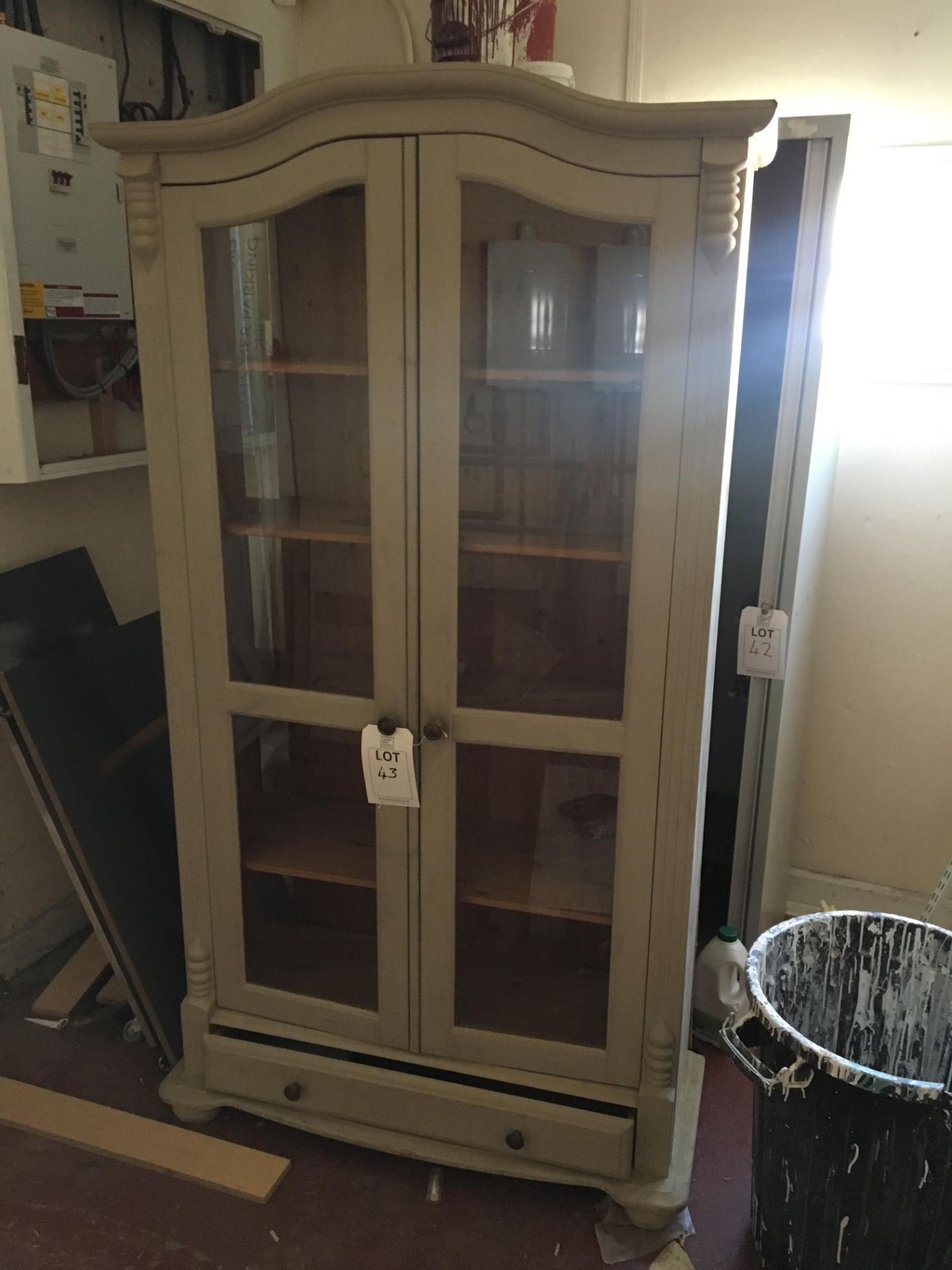 Wooden cabinet (contents not included)