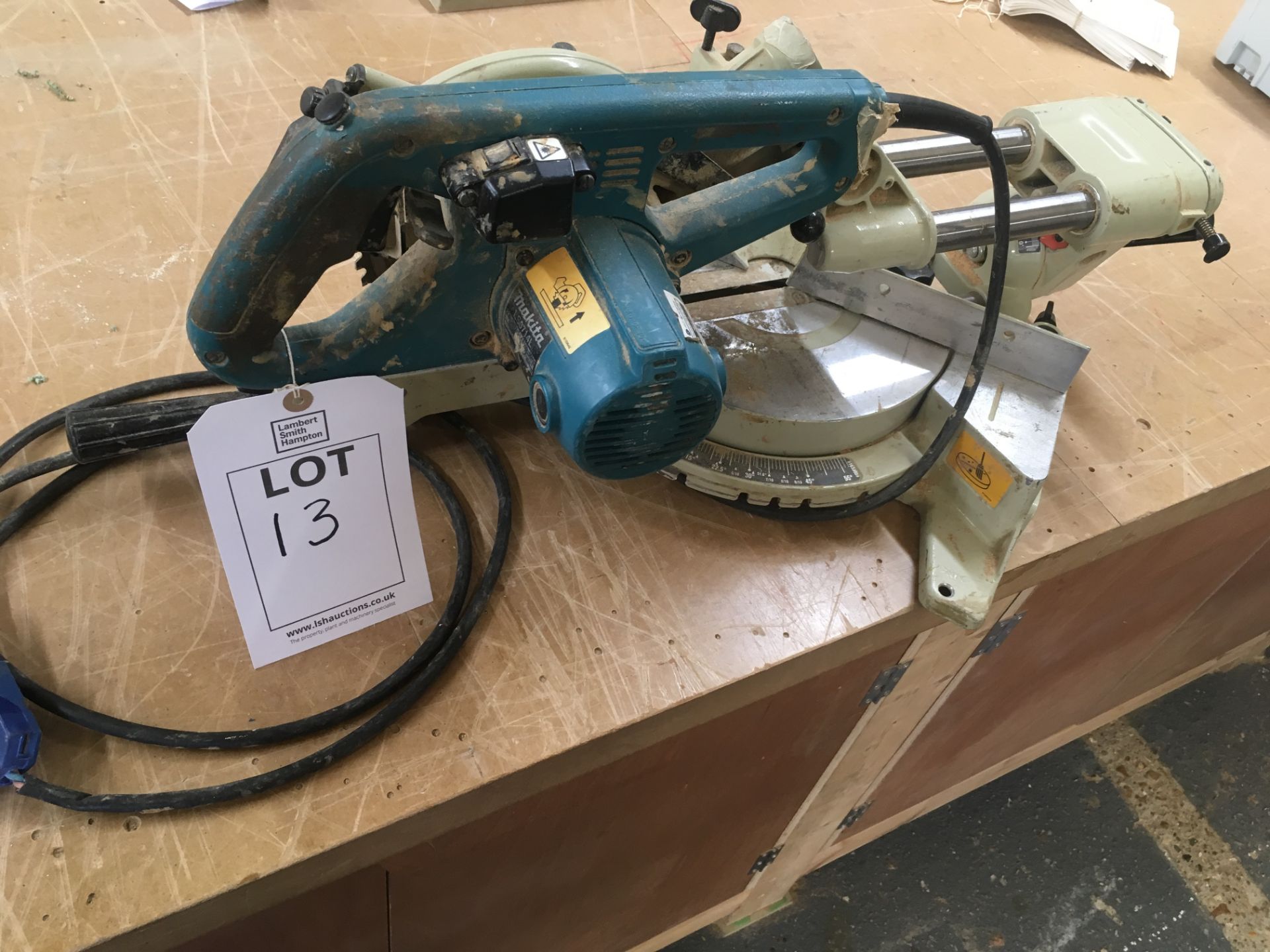 Makita LS0714L slide compound mitre saw