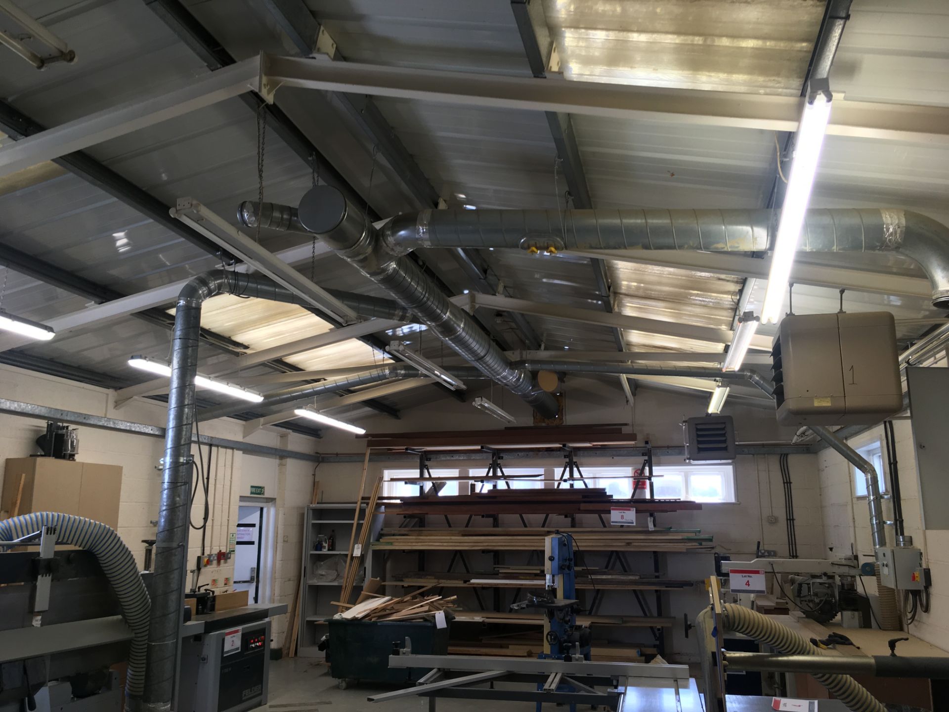 4 bag dust extraction and ducting throughout, Year of manufacture: 2015 (advised) NB: A work - Image 9 of 12