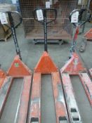 Linde 2000Kg hand pallet truck