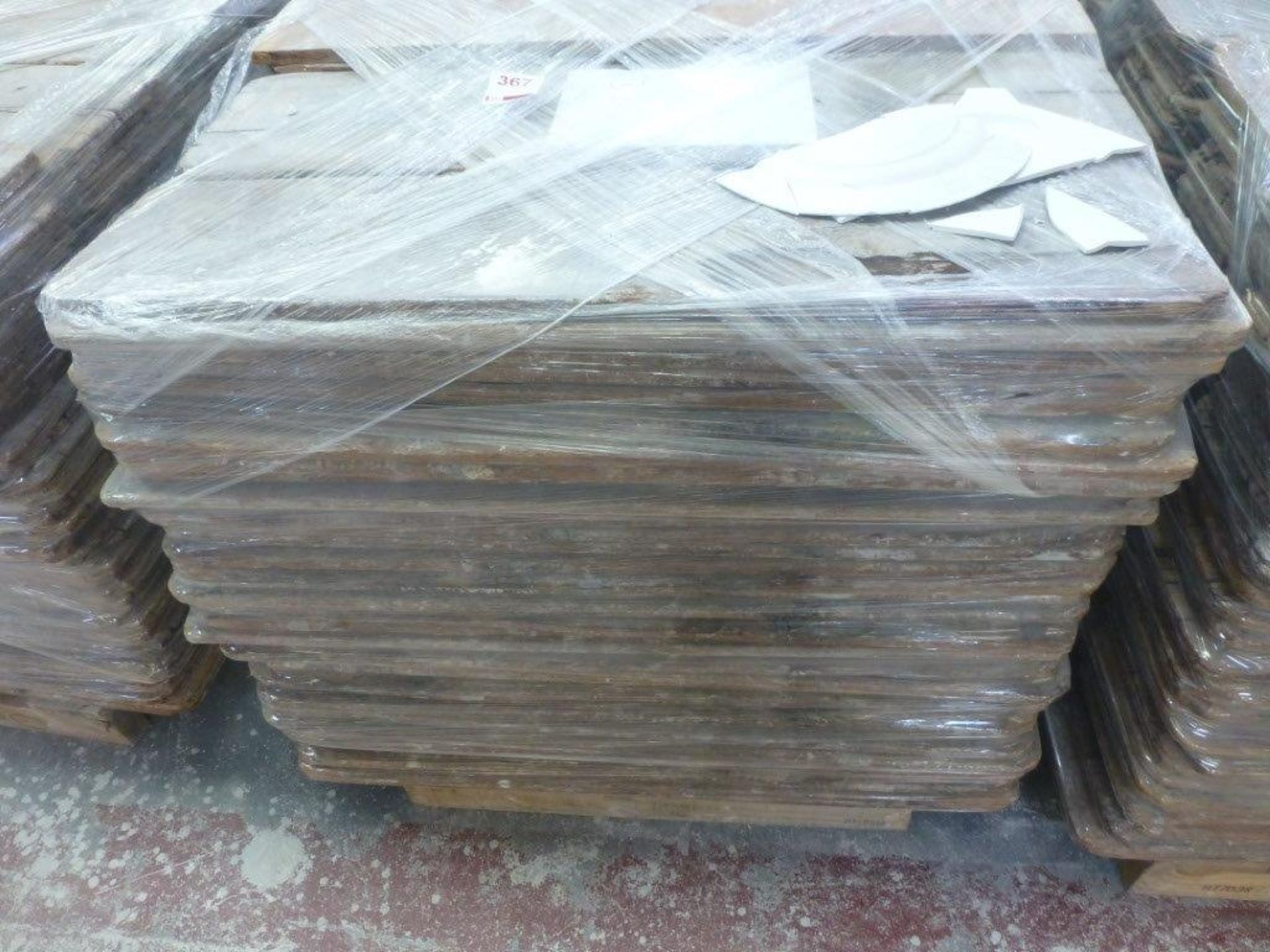150 x 3' 6" ware boards on one pallet