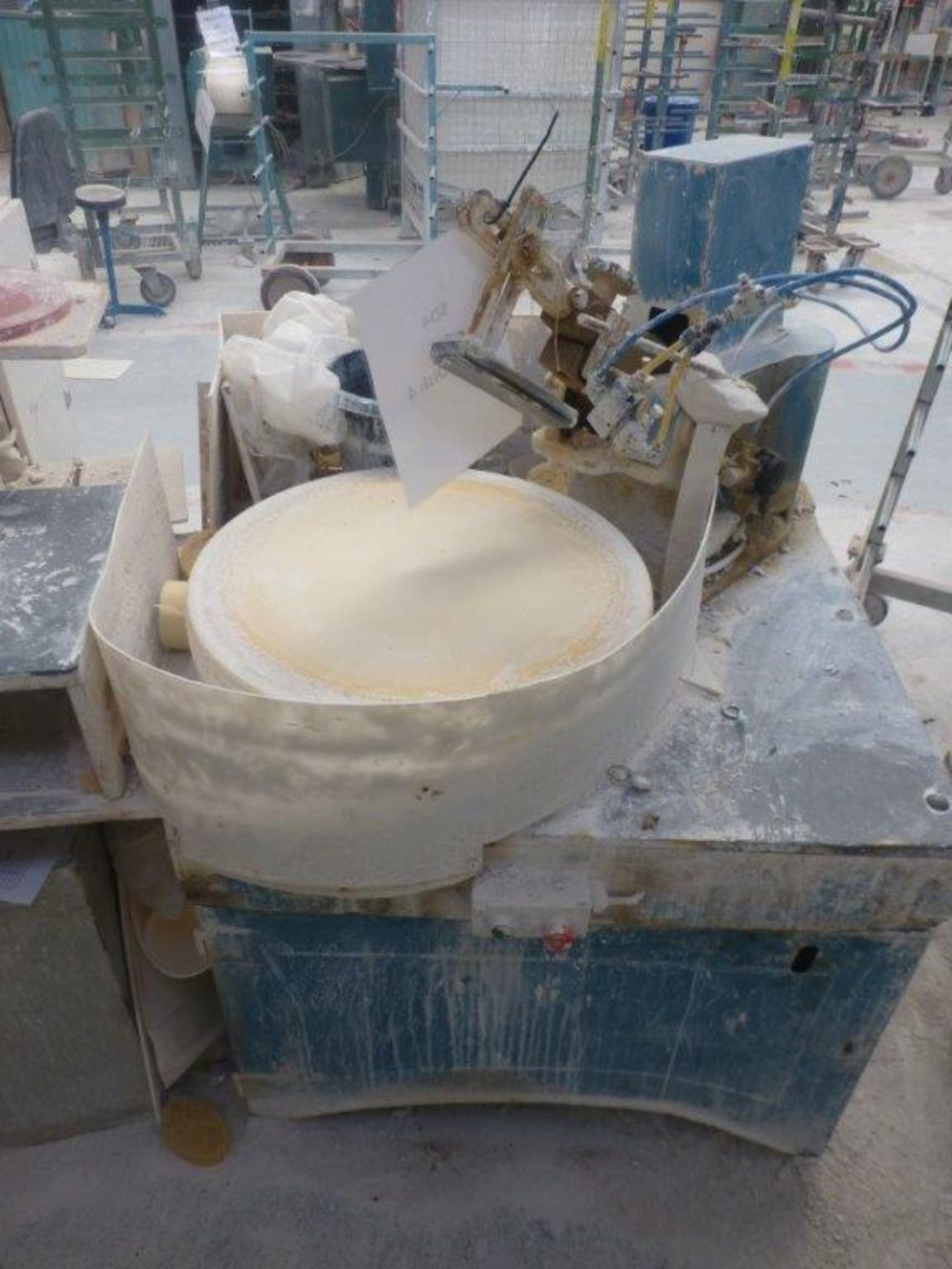 Semi dish Jiggling machine and semi dish finishing machine, Plant No SD4 Semi Dish 4 - Image 3 of 4