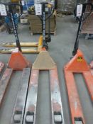 Linde 2000Kg hand pallet truck