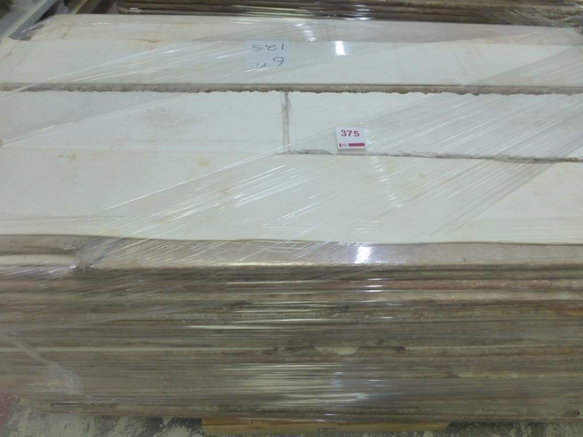 125 x 6' ware boards on one pallet