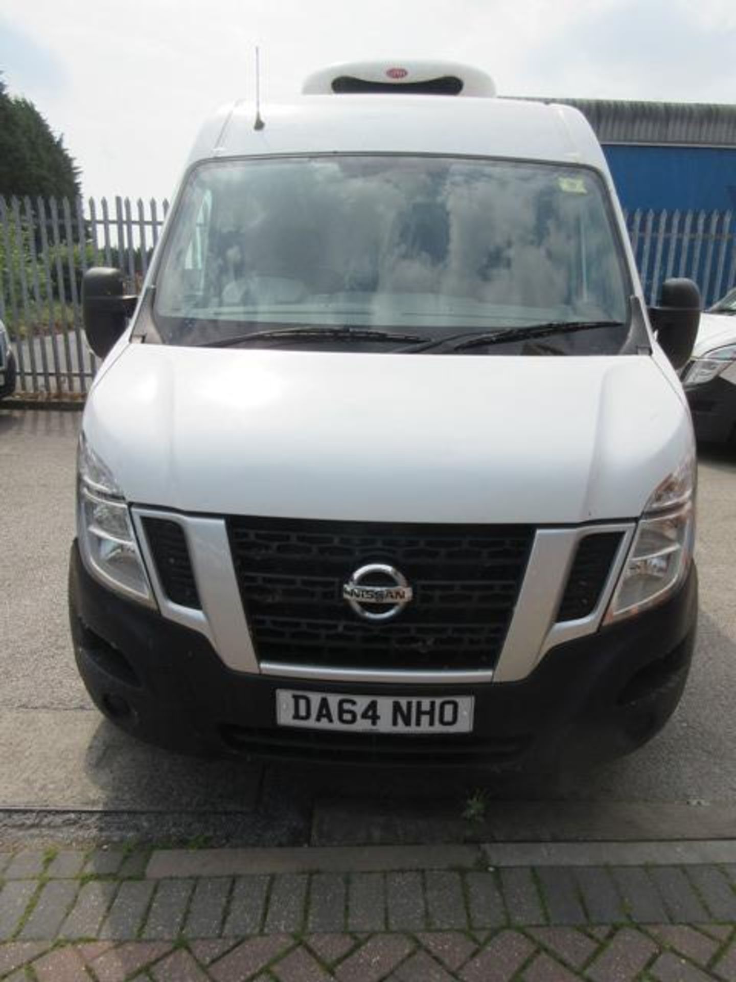 Nissan NV400 SE DCi panel van, 2298cc diesel, 125bhp Registration no. DA64 NHO Mileage: 323,409,