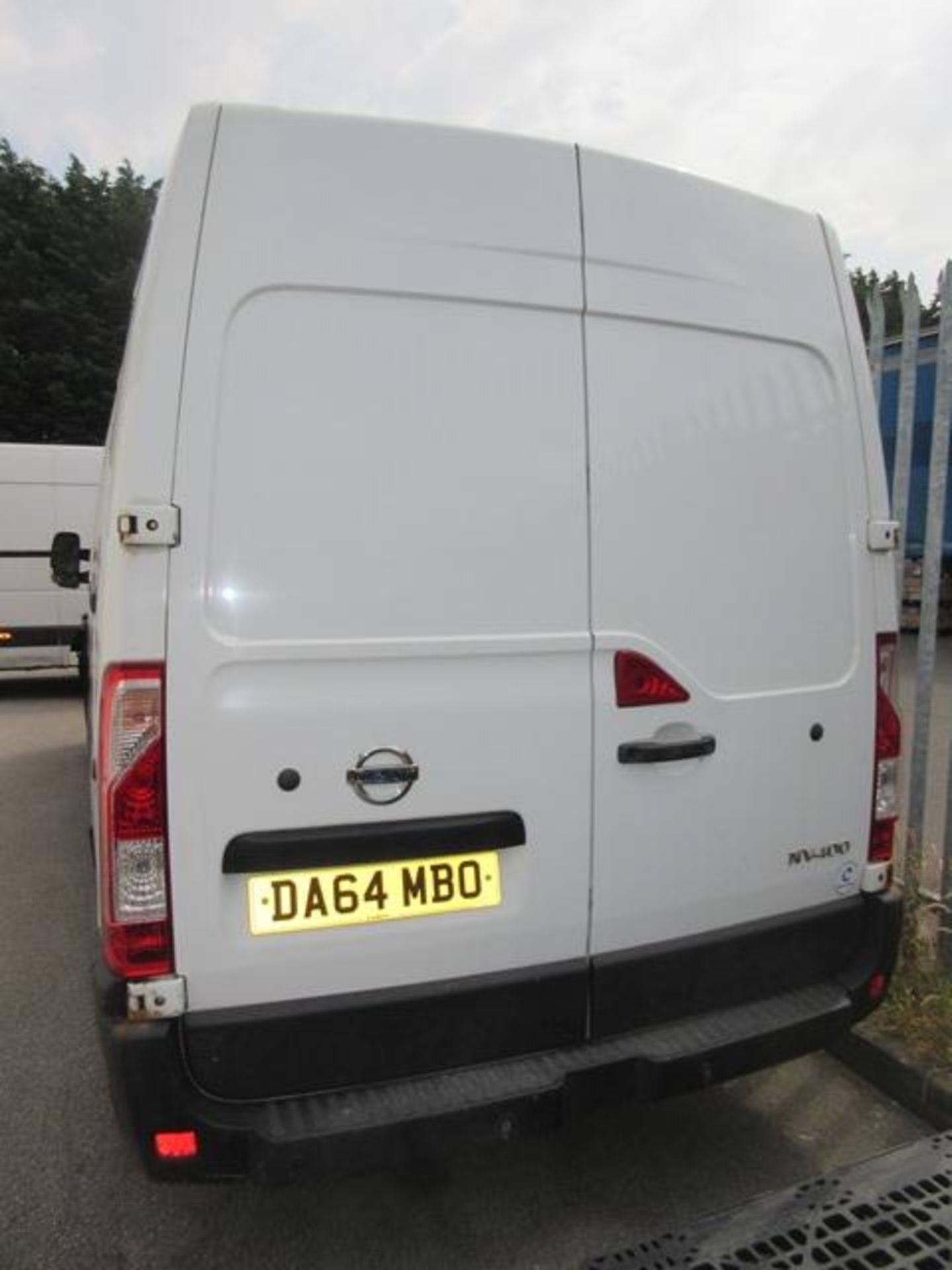 Nissan NV400 SE DCi panel van, 2298cc diesel, 125bhp Registration no. DA64 MBO Mileage: 298,542, - Image 4 of 9