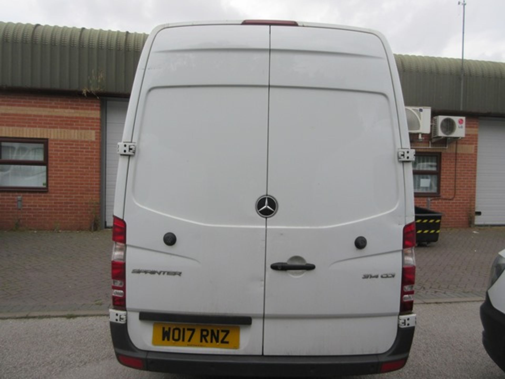 Mercedes Sprinter 314 CDi panel van, 2143cc diesel, 140bhp Registration no. WO17 RNZ Mileage: 91,901 - Image 4 of 8