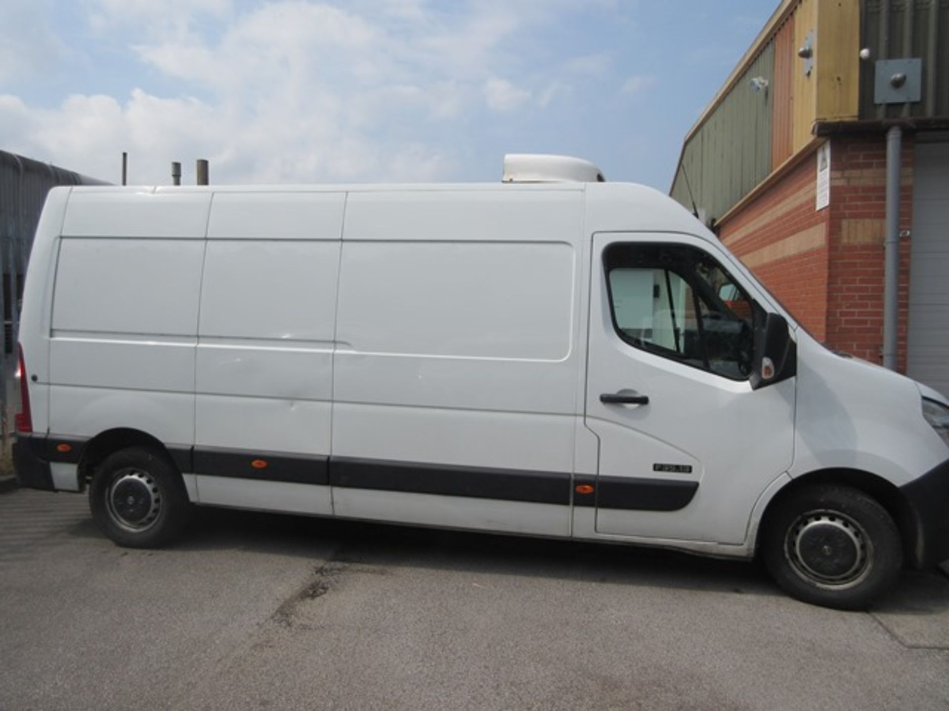 Nissan NV400 SE DCi panel van, 2298cc diesel, 125bhp Registration no. DA64 NHO Mileage: 323,409, - Image 3 of 9