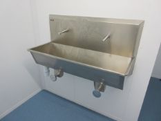 Syspal stainless steel knee operated twin washing station
