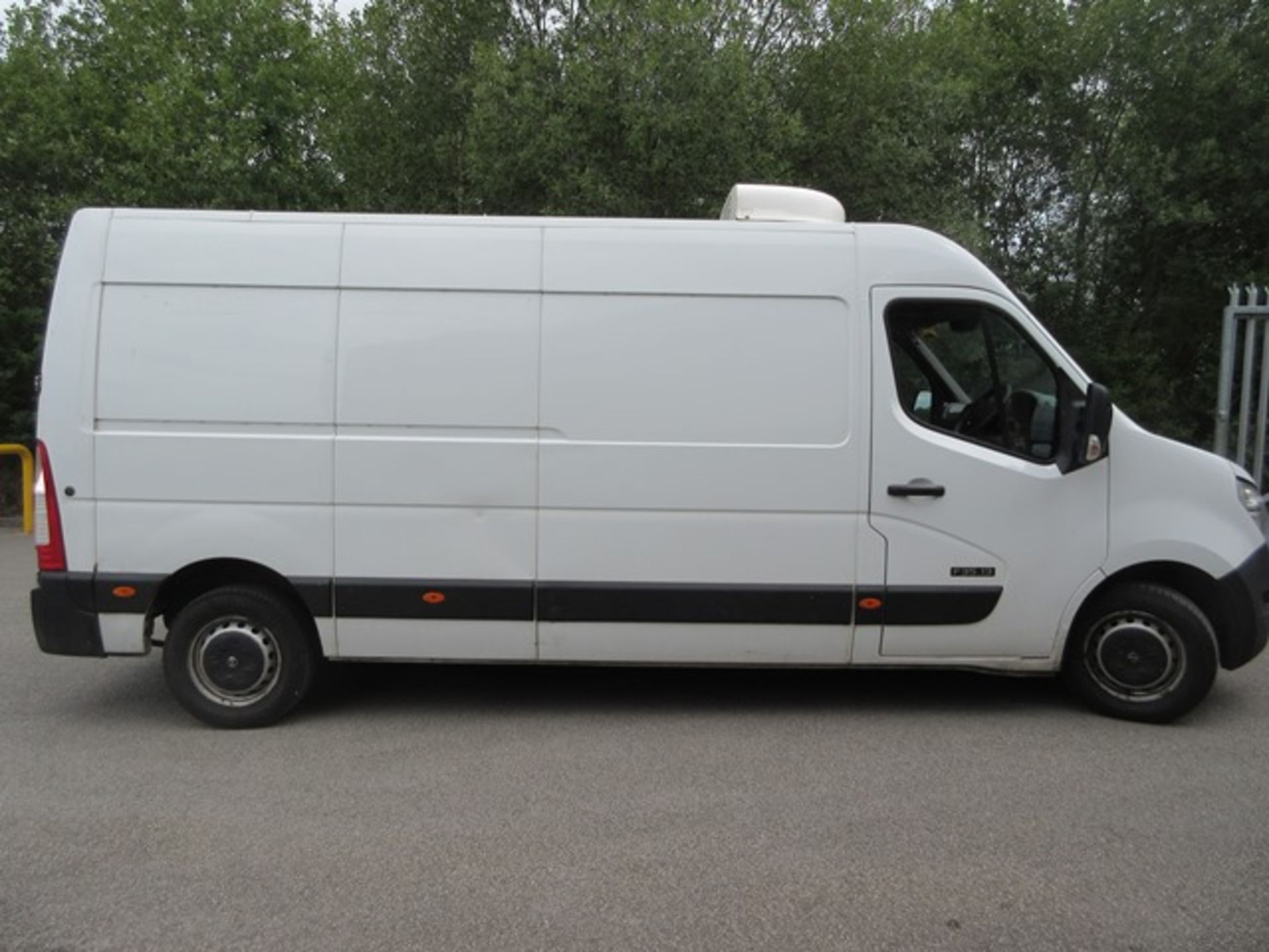 Nissan NV400 SE DCi panel van, 2298cc diesel, 125bhp Registration no. DA64 NHO Mileage: 323,409, - Image 5 of 9