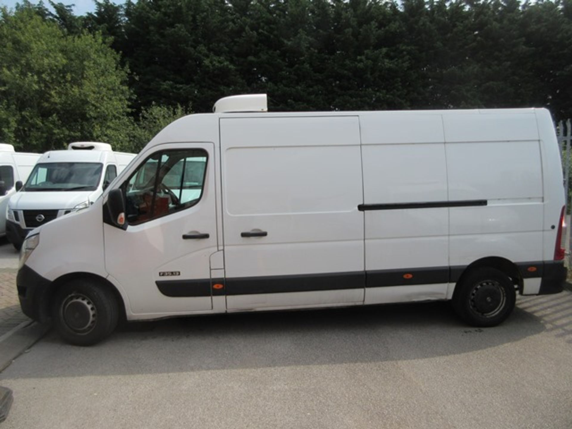 Nissan NV400 SE DCi panel van, 2298cc diesel, 125bhp Registration no. DA64 NHO Mileage: 323,409, - Image 2 of 9