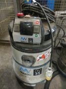 NV DV35 Maxvac 110V wet & dry vacuum cleaner