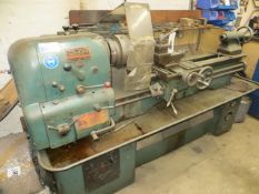 Triumph gap bed lathe with tailstop 1200mm gap between centres *3 phase plug. *NB: this item has