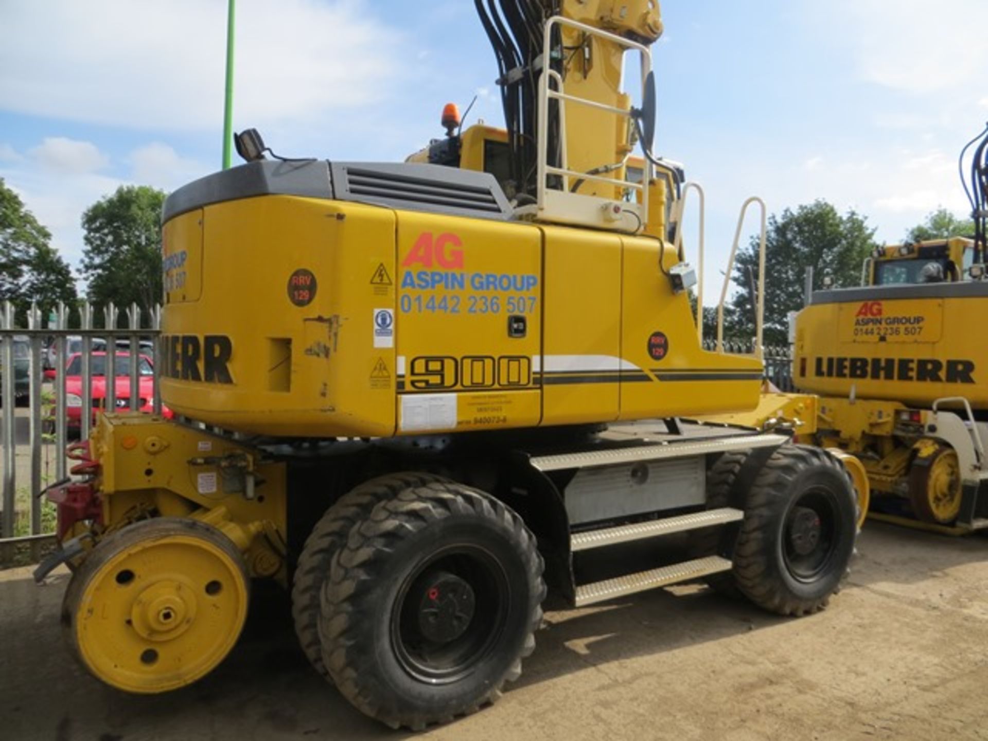 Liebherr A900C ZW road / rail excavator s/n 728 (2008) running hours approx 6,640. On-Track Plant - Image 3 of 11