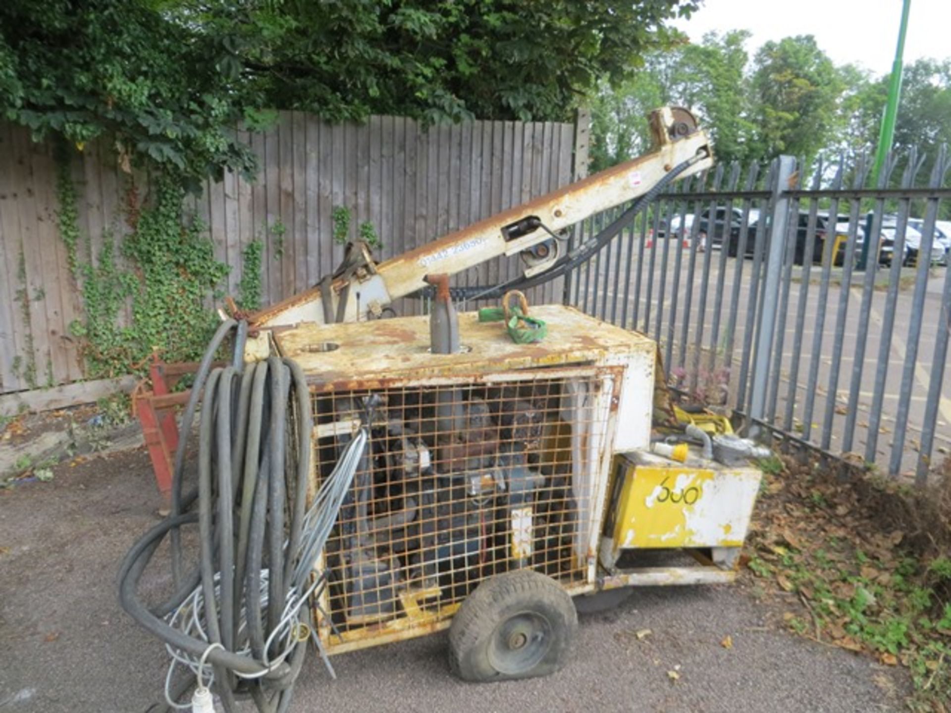 Track mounted drop hammer rig 1.3. tonne Local Number ASPDH02 c/w power pack (power pack is not - Image 4 of 5