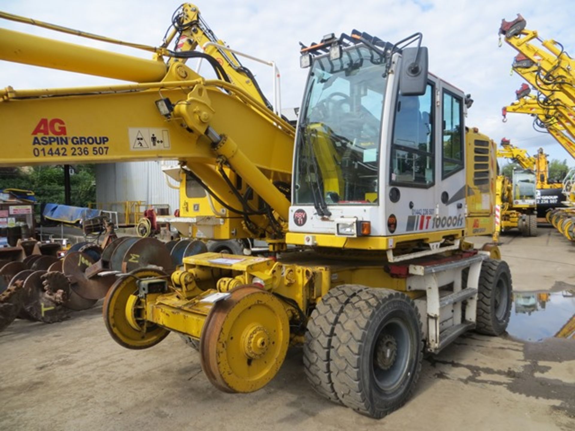 Colmar T10000FS road / rail excavator s/n 8628 (2013) running hours approx 3,600. On-Track Plant - Image 2 of 14