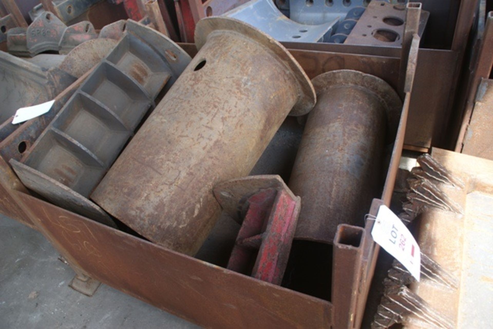 Stillage comprising miscellaneous Movax jaws & dollies