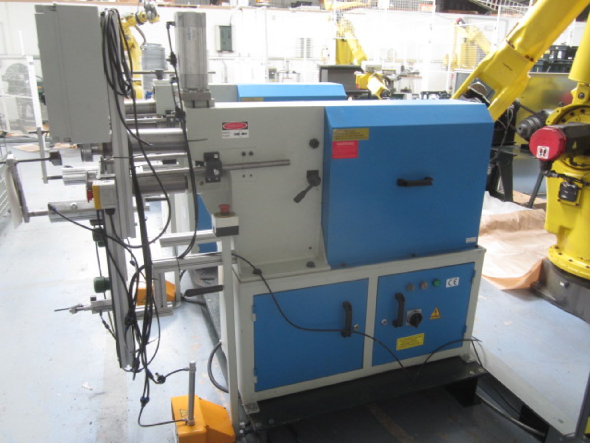 Tri-Union bead bending machine, Model: ETB-40, s/n: 14052159 (2014) with wander foot control. A work - Image 4 of 6