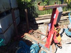 Crane Liftable Fork Lifetable Attachment SWL 2000Kg NB: This item has no record of Thorough