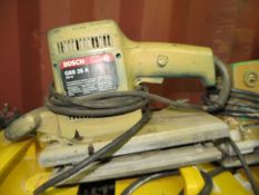 Bosch GSS 28 E 240v Pad Sander and an Hitachi SOD 10 110v Orbital Sander