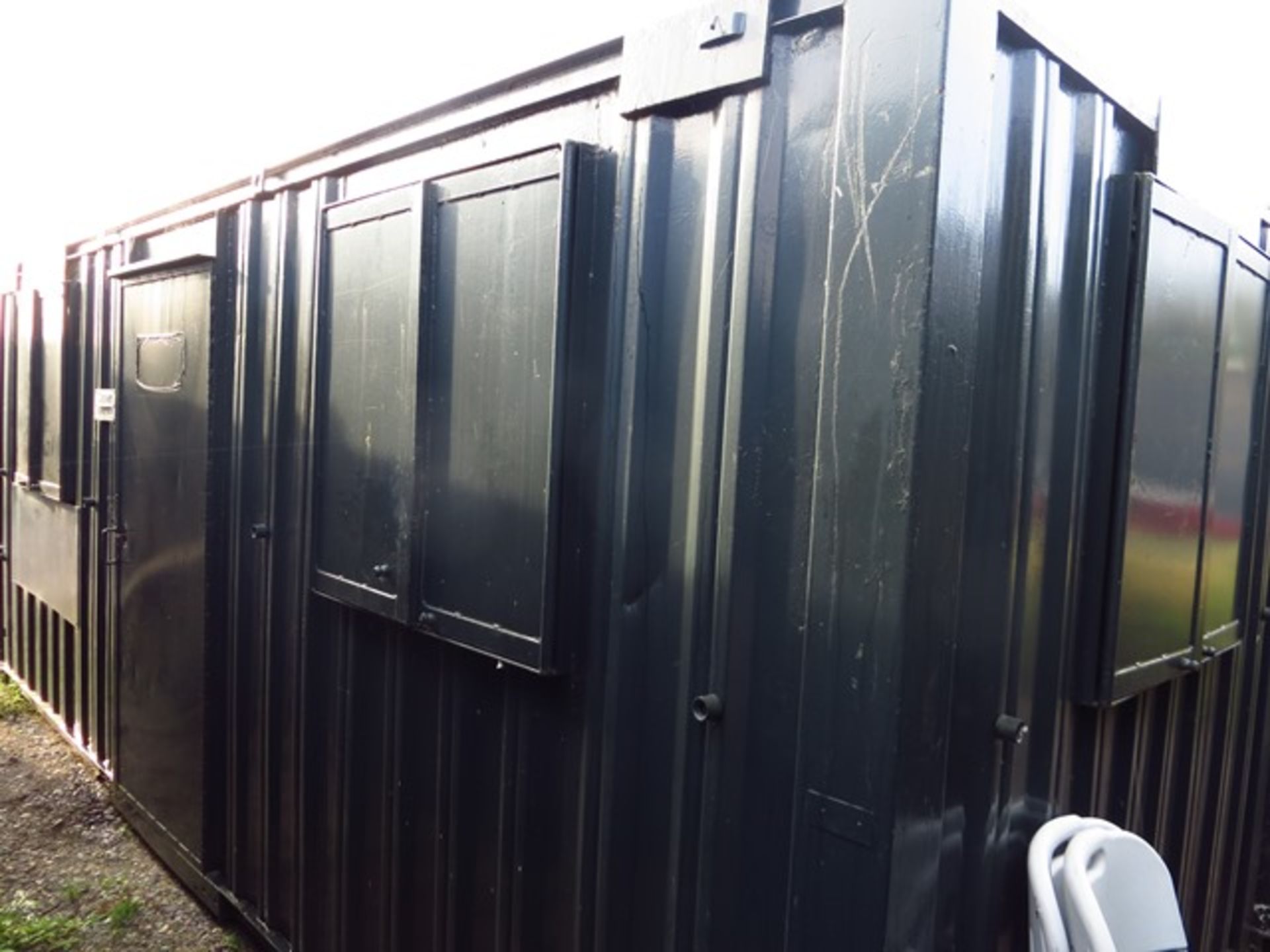 20' x 9' Steel Container Canteen/Drying Room - Image 3 of 5