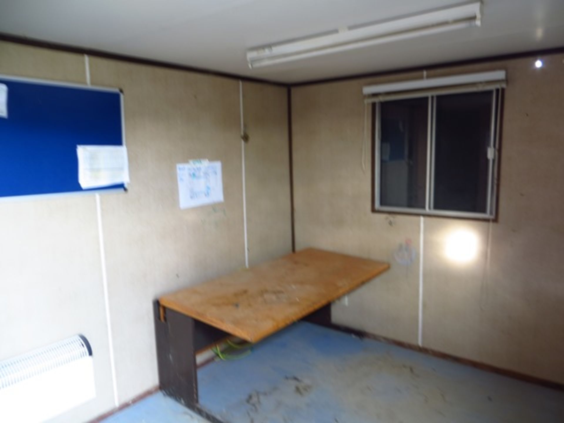 20' x 9' Steel Container Office - Image 4 of 5