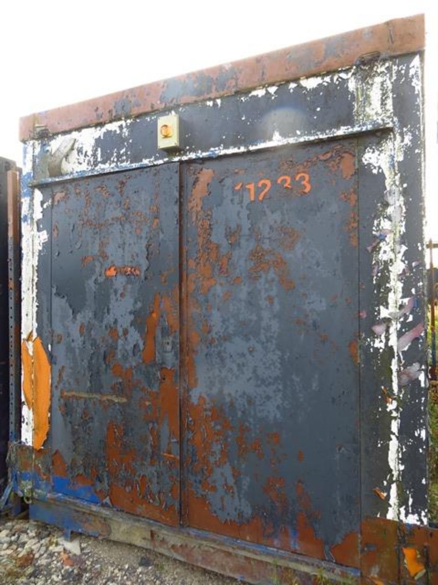 18' x 9' Steel Container Excluding Contents