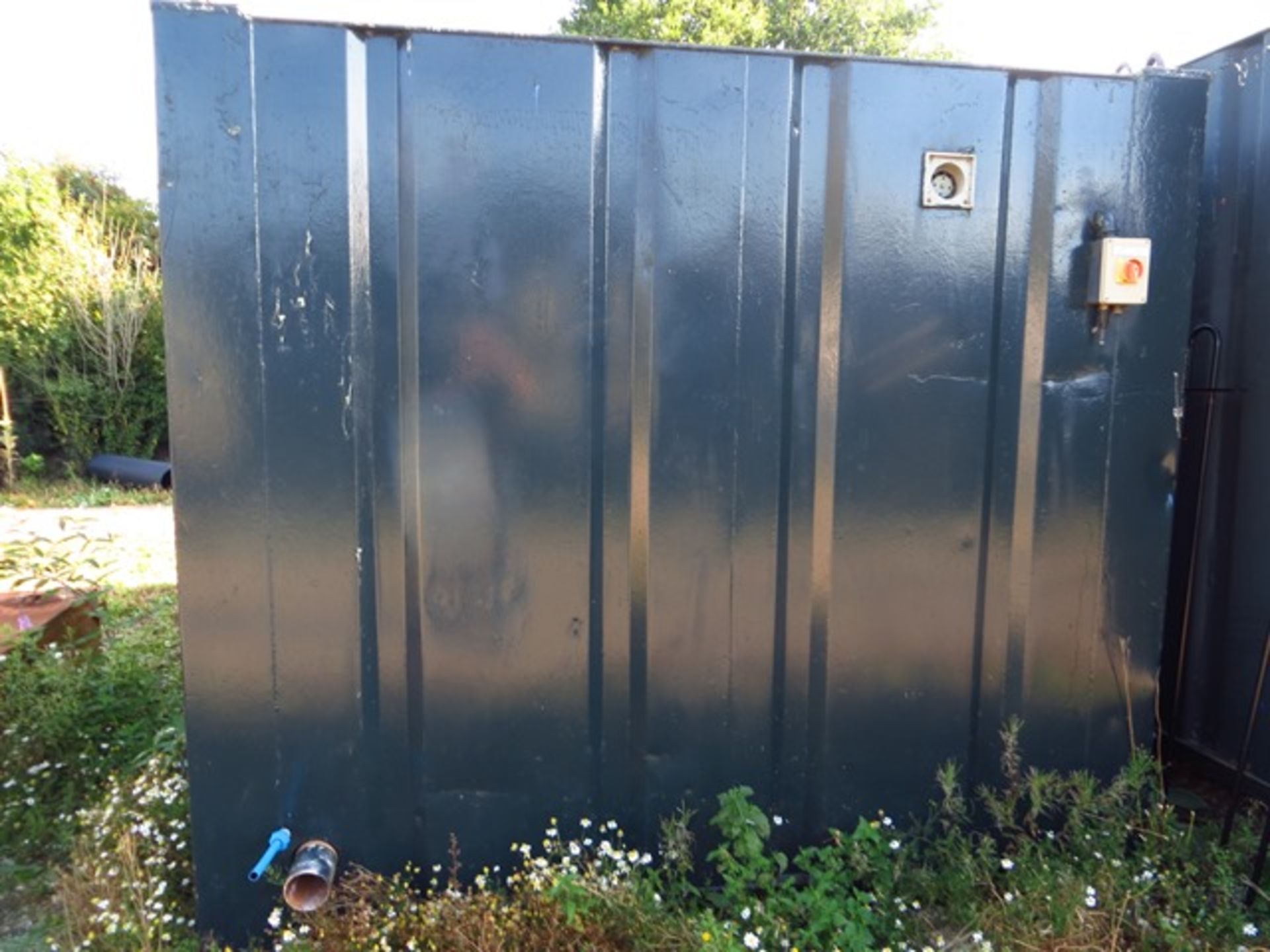 13' x 9' Steel Jackleg Container Split WC 2 Cubicles & 2 Urinals c/w Separate Ladies Toilet Cubicle - Image 2 of 7