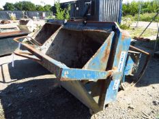 Conquip 1000 Litre Crane Liftable Concrete Bucket with Chute NB: This item has no record of Thorough