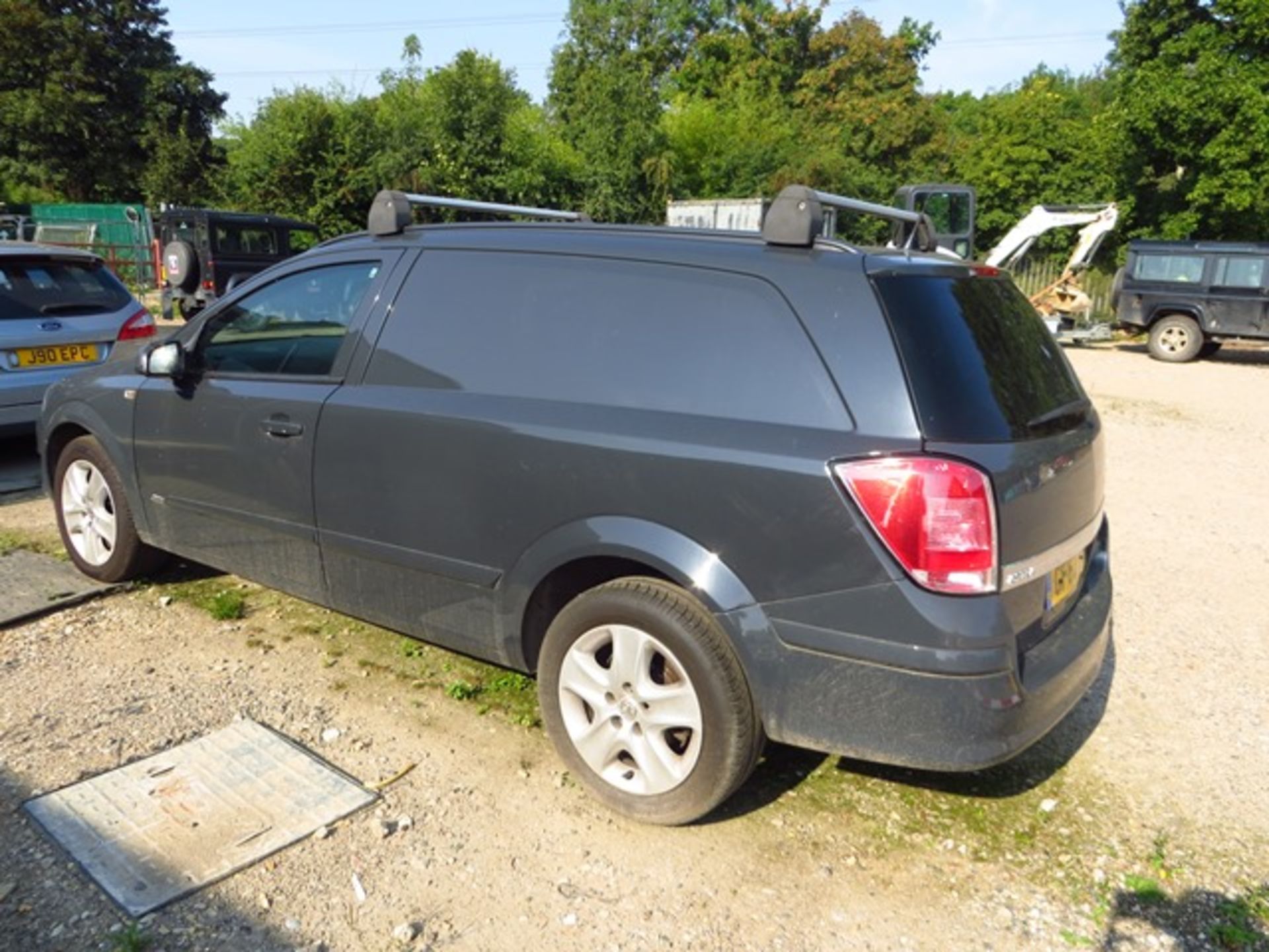 Vauxhall Astra Sportive 1.7 CDTi Diesel Van Reg No GF62 VRE d.o.r. 29/11/2012 Mileage 129,894 V5 - Image 3 of 6