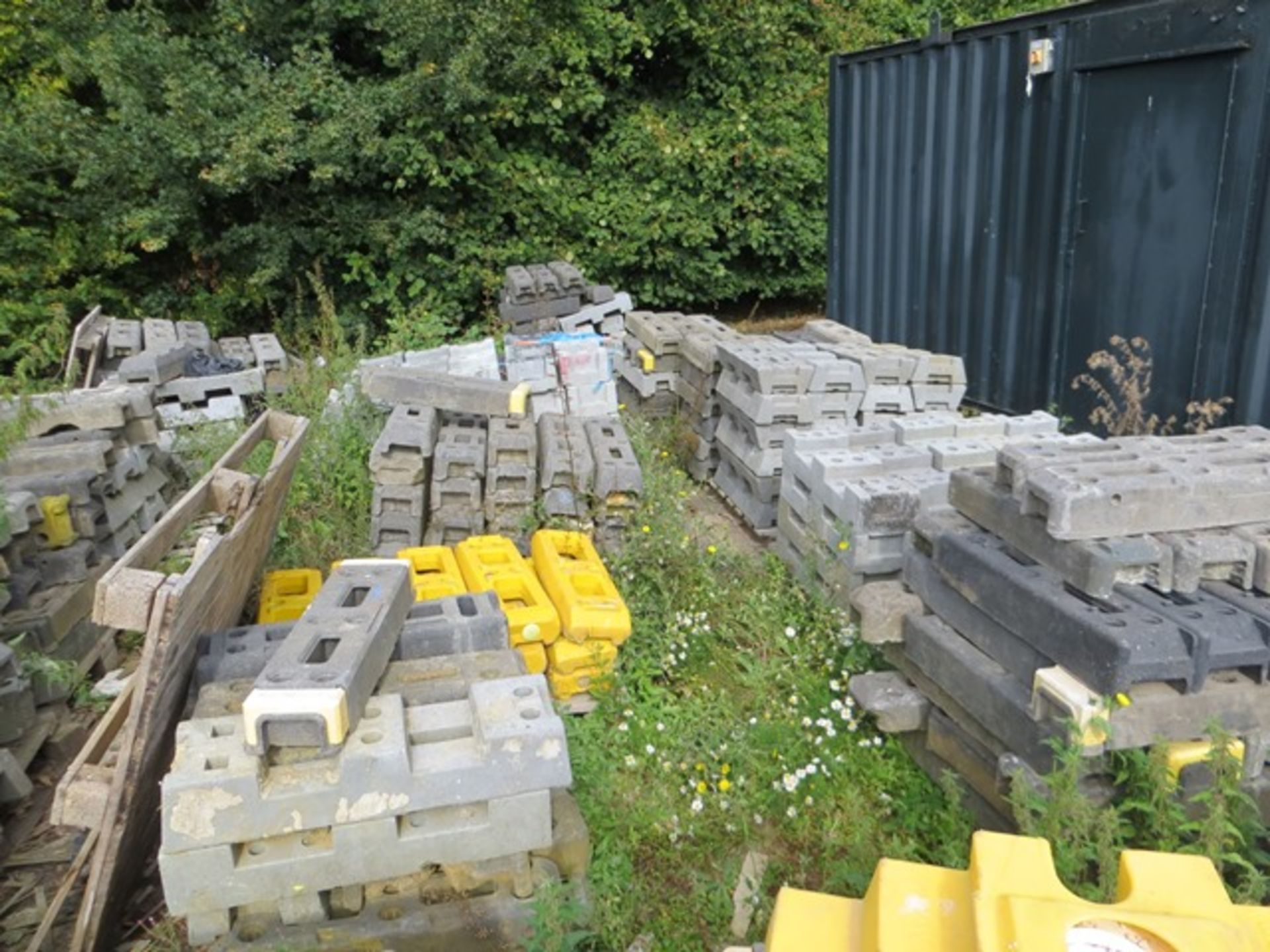 Approx 54 Heras Fencing Panels L 3400mm H 1900mm c/w Gate & 57 Footing Blocks - Image 2 of 2