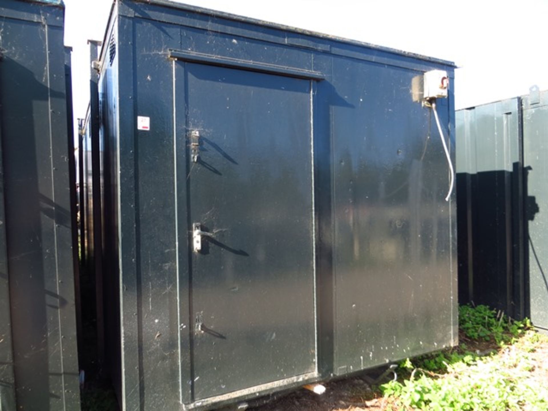 18' x 9' Jackleg Steel Container Split WC 3 Cubicles & 3 Urinals c/w Separate Ladies Toilet Cubicle