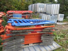 Approx 70 Plastic Crowd Control Barrier Fence as Lotted H 1800mm x W 1100mm