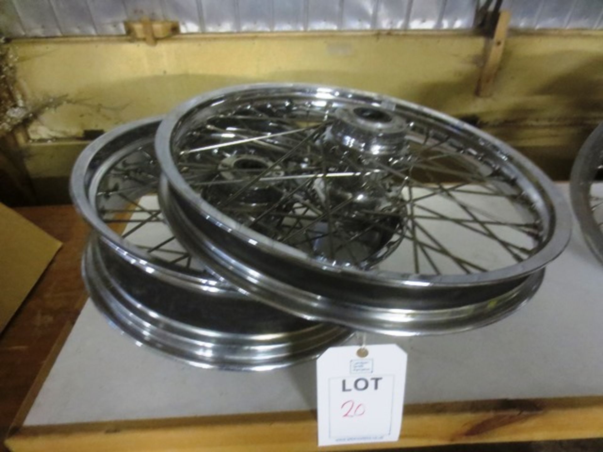 Pair of Victory multi-spoke motorcycle wheels, incl. 18 x MT5 00H2-0903-E-DOT, 10068-5133870 and