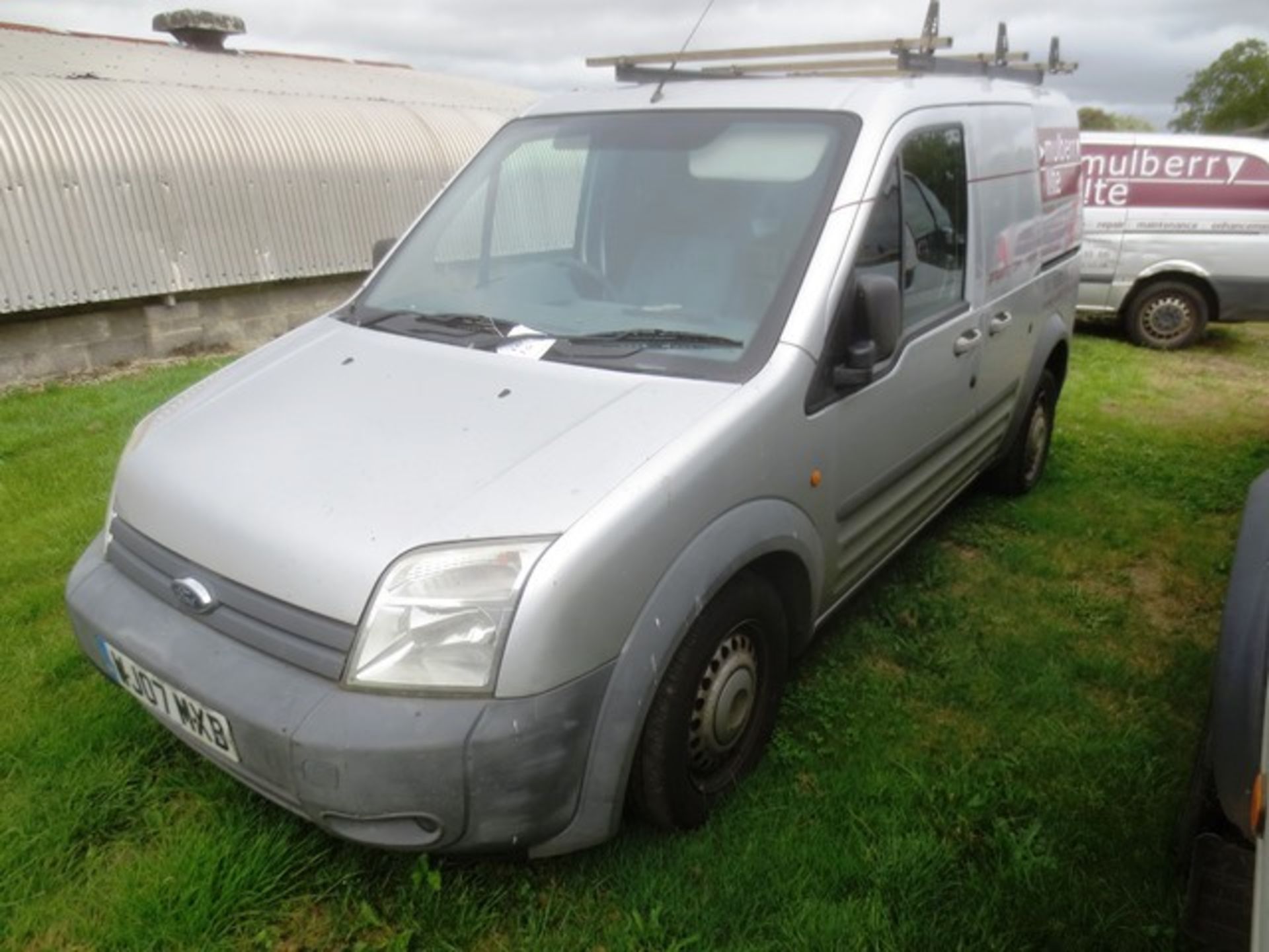 Ford Transit Connect T220L LX110 panel van, 1733cc diesel, mileage: TBC, MOT: 17/03/20, reg no: WJ07 - Image 3 of 7