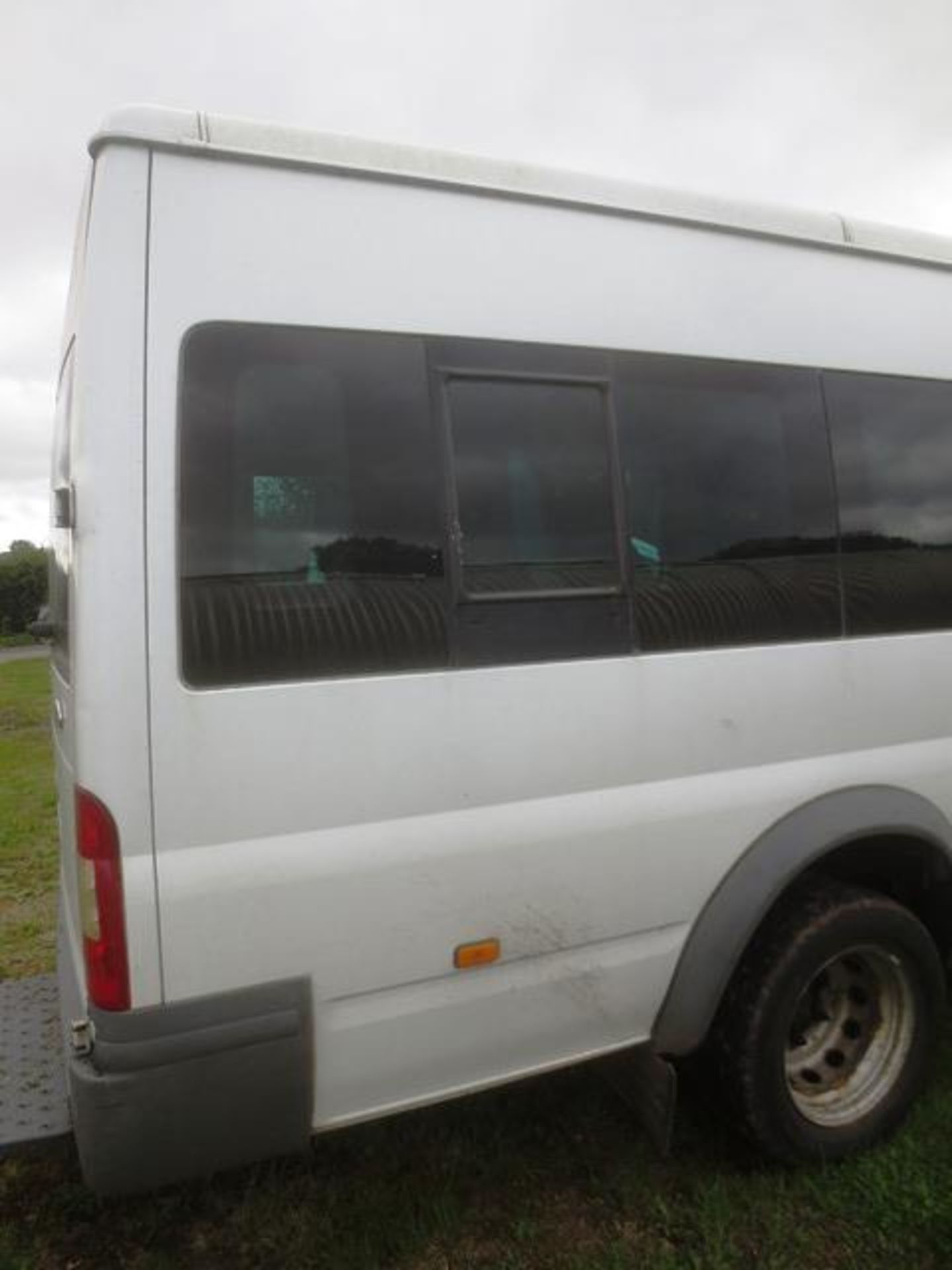 Ford Transit, 17 seater mini bus, reg no: WG60 VBC, mileage: circa 78,300km, MOT: 26/2/20 (please - Image 7 of 15