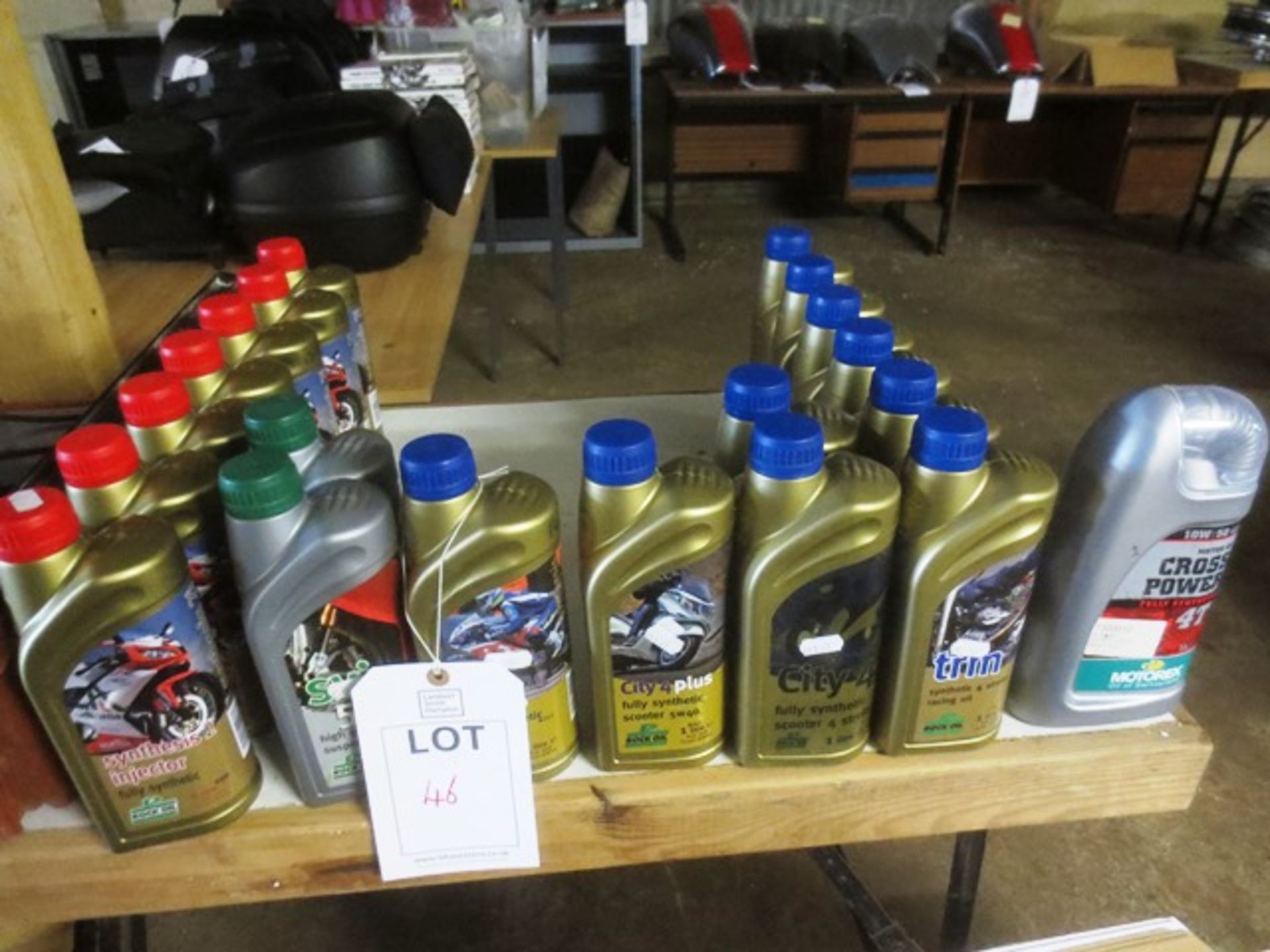 Various Rock Oil motor oils, incl. 7 x Synthesis Injector, 2 x Svi 5, 1 x 15W50, 1 x City 4 Plus,