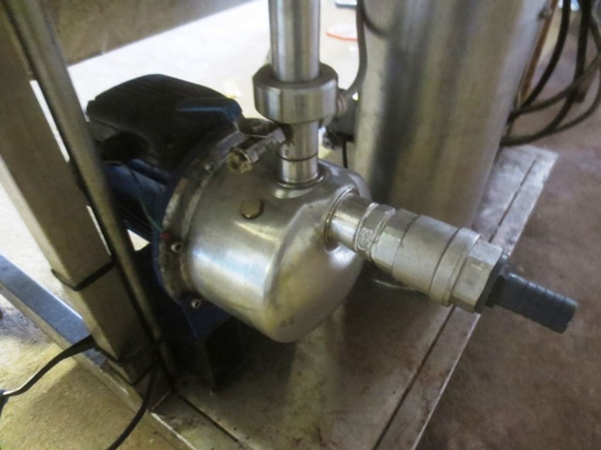 Unbadged 6 station stainless steel bottle filler, hand lever operated, fitted transfer, pump, 2 x - Image 6 of 7