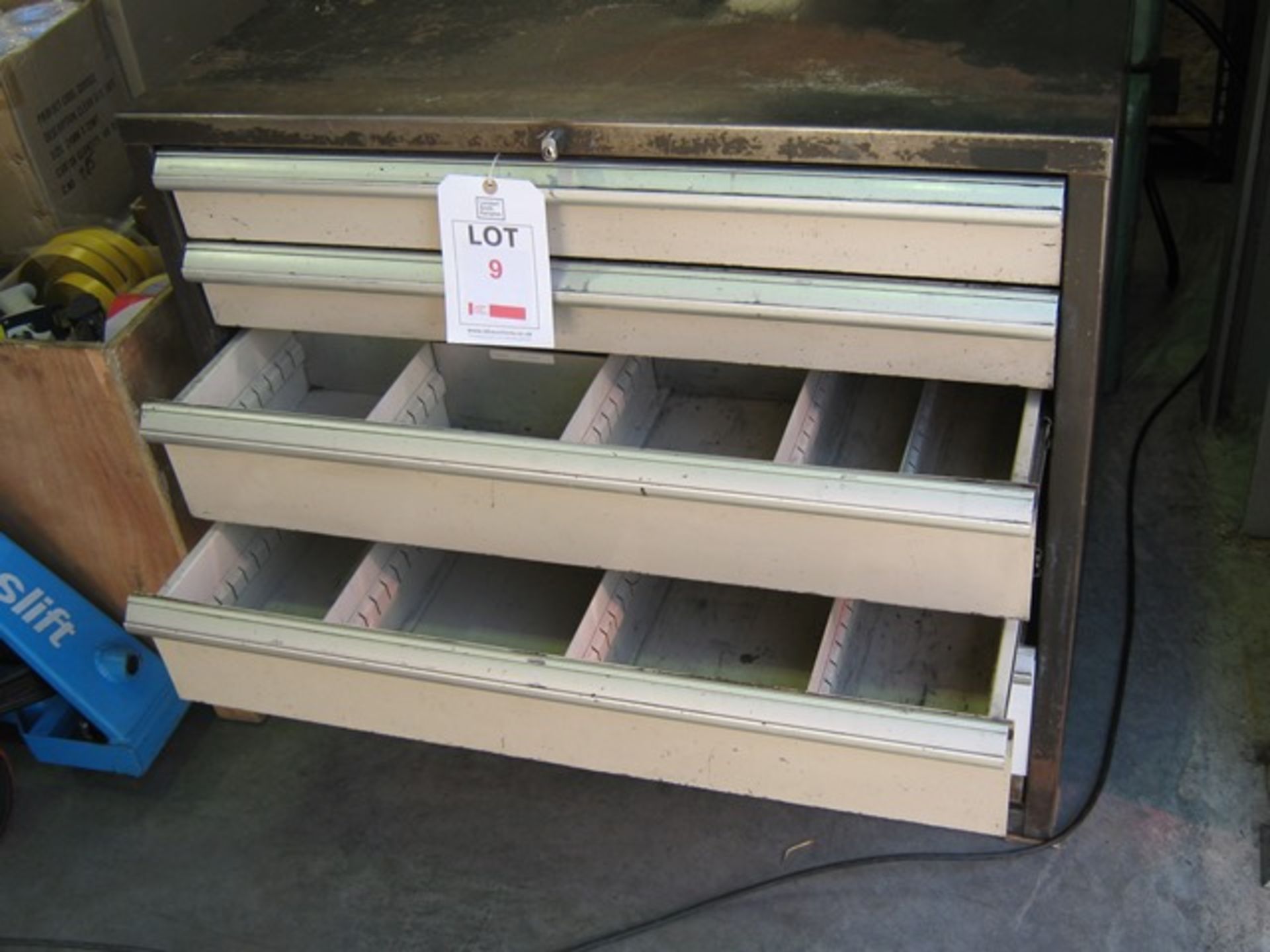 Tool cabinet 36" x 24" x 33" high 5 drawers - Image 2 of 2