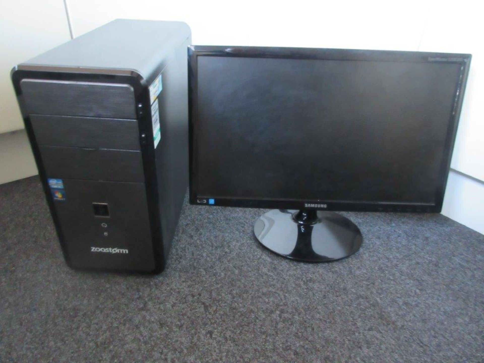 Zoostorm tower desktop computer with flat screen monitor incorporating i5 processor