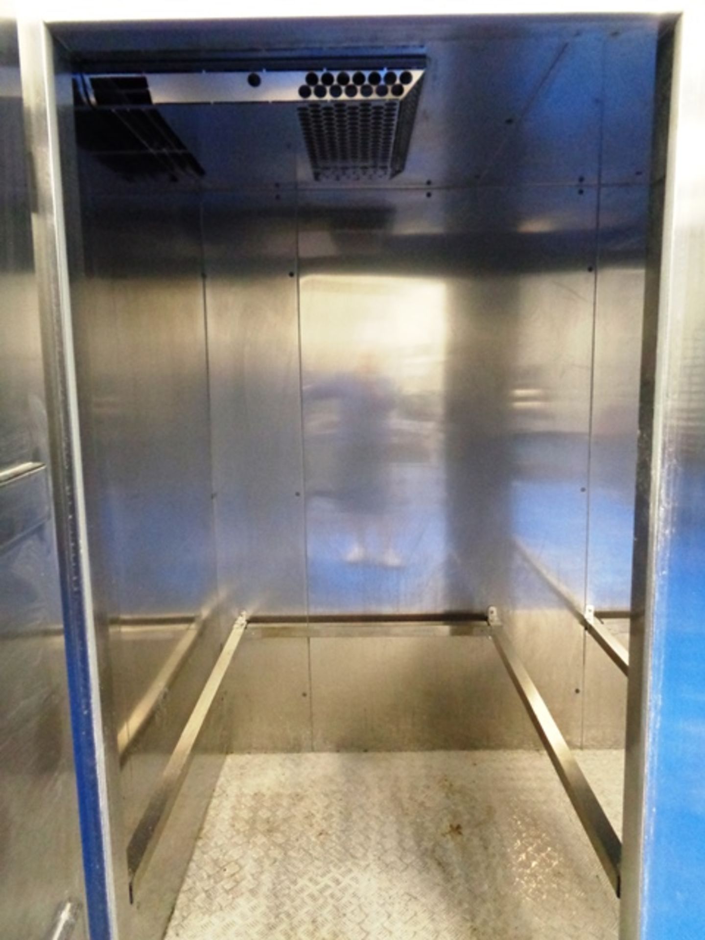 Williams twin door, stainless steel prover, approx. dimensions 2500 x 1500 x 2600mm (between 2016/ - Image 6 of 7