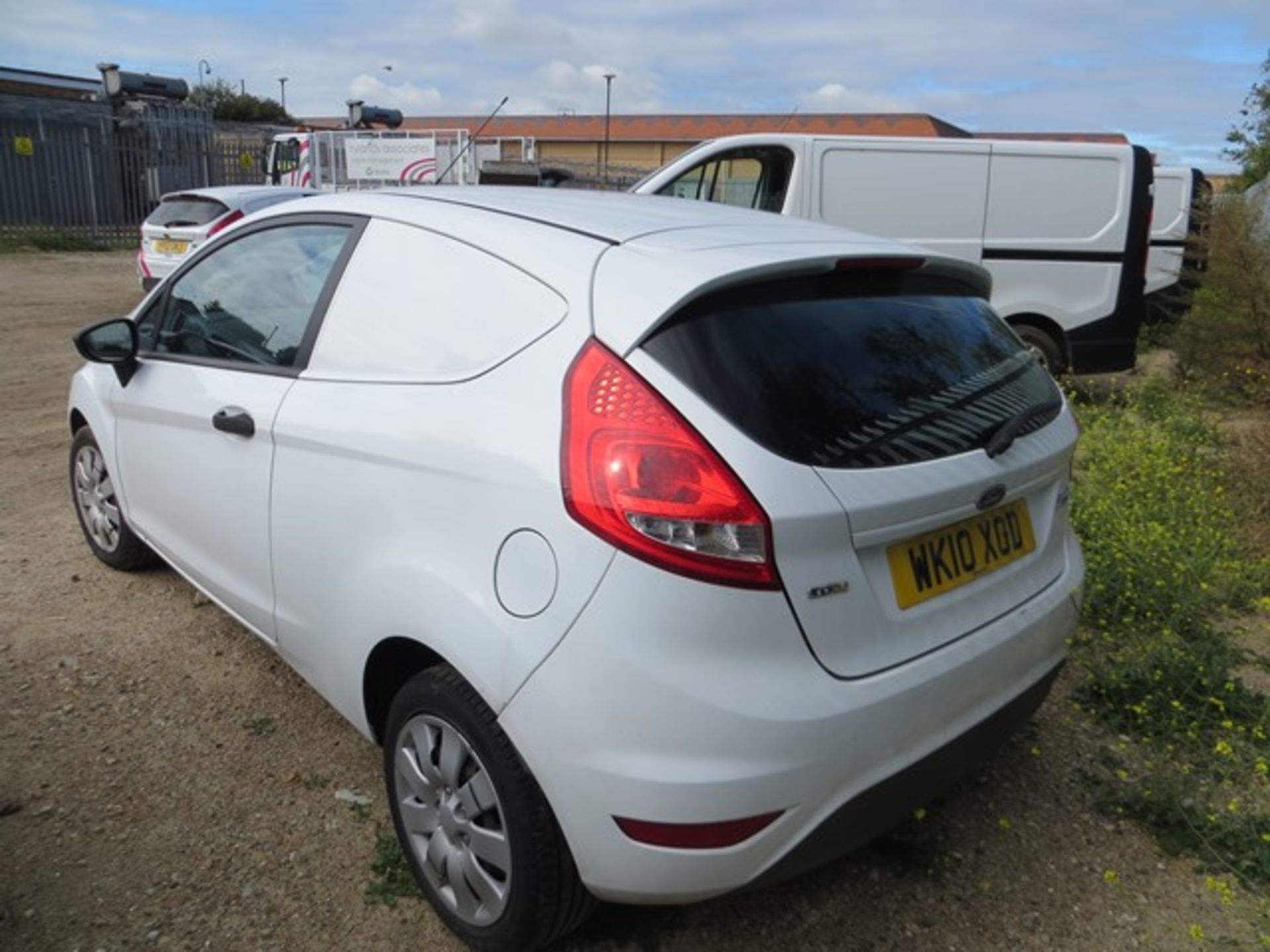 Ford Fiesta Base 1.4TDCi 68 Trend diesel panel van 1399cc Reg No WK10XOD DOR 03/03/2010 135,512 - Image 3 of 8