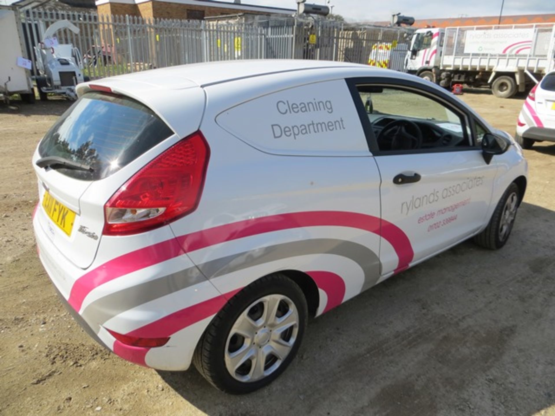 Ford Fiesta Base 1.4TDCi Trend diesel panel van 1399cc Reg No EX11FYK DOR 20/05/2011 93,592 recorded - Image 5 of 7