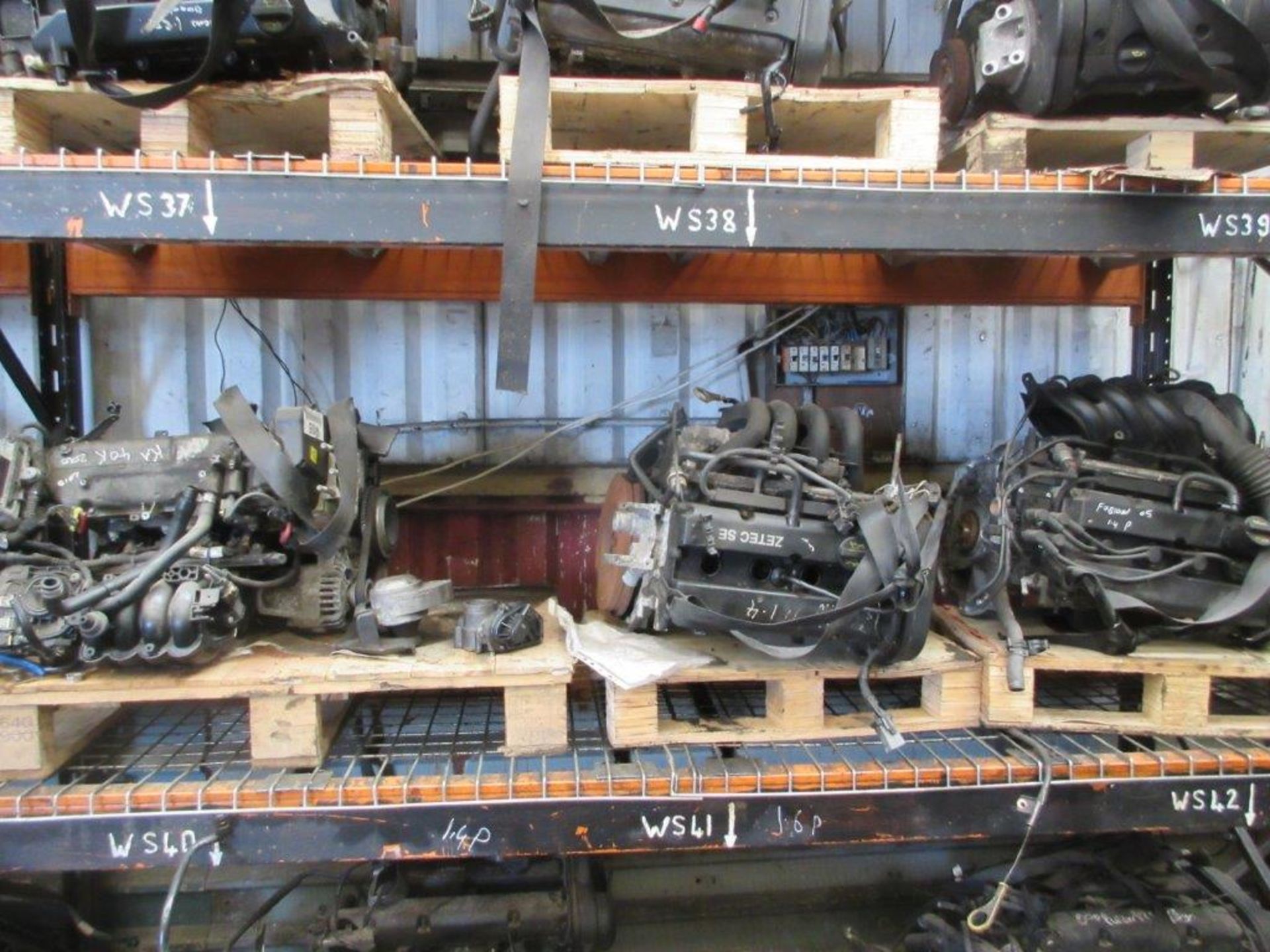 20 assorted engines including 2 bays of of pallet racking including, 216 XEP Astra 1.6P, ASDA - Image 2 of 6